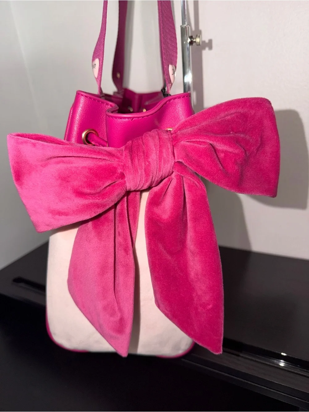 Juicy Couture Spill the Juicy Tea Daydreamer Sweet Tea Party Tote Pink Clay NWT - Picture 5 of 7